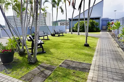 3045 Ala Napuaa Place #1705, Honolulu, HI 96818 - Photo 16