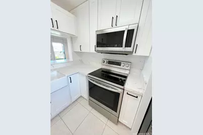 3075 Ala Poha Place #711, Honolulu, HI 96818 - Photo 4