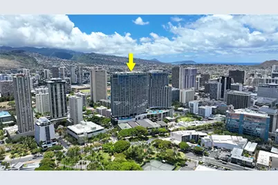 383 Kalaimoku Street #1703, Honolulu, HI 96815 - Photo 1