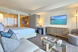 383 Kalaimoku St, Honolulu, HI 96815 - Photo 12