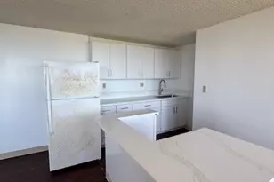 1060 Kamehameha Hwy, Pearl City, HI 96782 - Photo 4