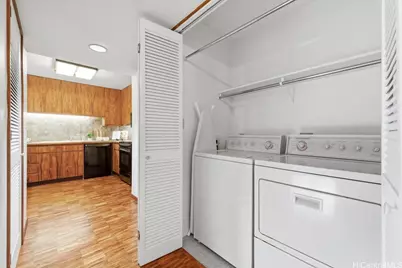 1525 Wilder Avenue #405, Honolulu, HI 96822 - Photo 8
