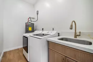 791 Aipo St, Honolulu, HI 96825 - Photo 20