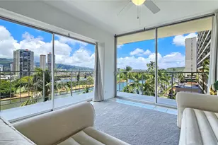 2115 Ala Wai Blvd, Honolulu, HI 96815 - Photo 2