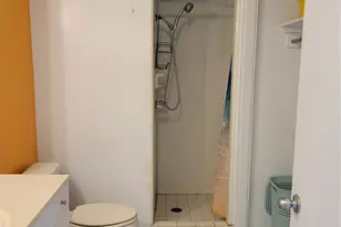 1650 Kanunu St, Honolulu, HI 96814 - Photo 8
