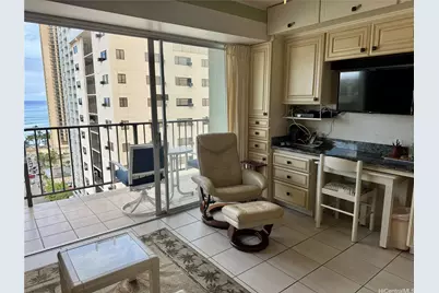 2440 Kuhio Avenue #1710, Honolulu, HI 96815 - Photo 4