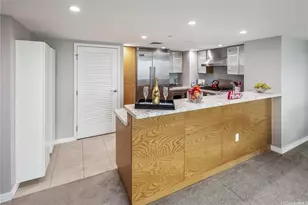 1177 Queen St, Honolulu, HI 96814 - Photo 4