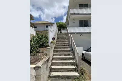 1526 Thurston Avenue #5, Honolulu, HI 96822 - Photo 8