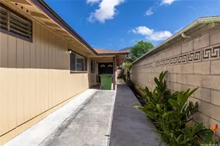 94-490 Palai St, Waipahu, HI 96797 - Photo 2