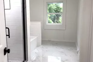 1360 Kaumana Dr, Hilo, HI 96720 - Photo 8