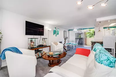 2947 Kalakaua Avenue #401, Honolulu, HI 96815 - Photo 2