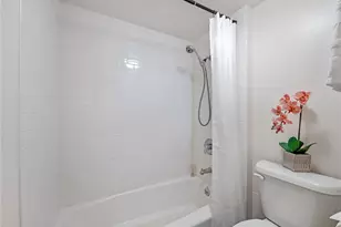 2410 Cleghorn St, Honolulu, HI 96815 - Photo 18
