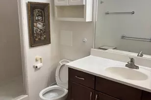 1720 Ala Moana Blvd, Honolulu, HI 96815 - Photo 8