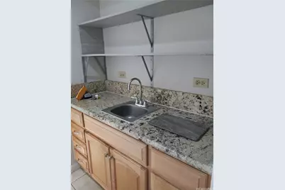 2465 Kuhio Avenue #1206, Honolulu, HI 96815 - Photo 4