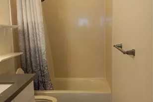 2465 Kuhio Ave, Honolulu, HI 96815 - Photo 10