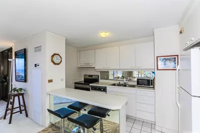 1778 Ala Moana Boulevard #2401, Honolulu, HI 96815 - Photo 8