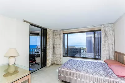 1778 Ala Moana Boulevard #2401, Honolulu, HI 96815 - Photo 12