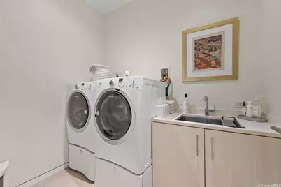 1118 Ala Moana Boulevard #4, Honolulu, HI 96814 - Photo 24