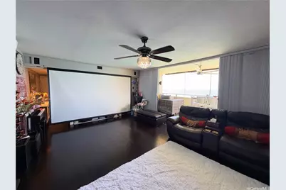 2500 Kalakaua Avenue #1902, Honolulu, HI 96815 - Photo 6