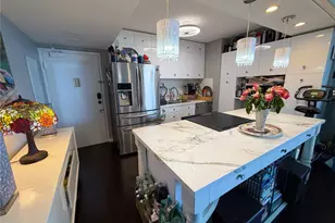 2500 Kalakaua Ave, Honolulu, HI 96815 - Photo 10