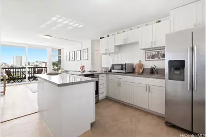 1524 Pensacola Street #304, Honolulu, HI 96822 - Photo 4