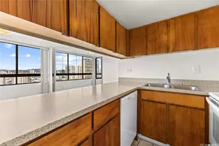 2499 Kapiolani Blvd, Honolulu, HI 96826 - Photo 10