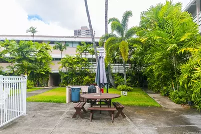 1330 Wilder Avenue #212, Honolulu, HI 96822 - Photo 24