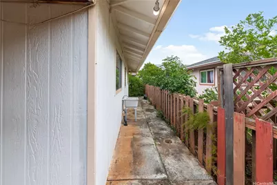 94-155 Maaniani Way, Waipahu, HI 96797 - Photo 18
