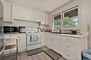 1479 Noelani St, Pearl City, HI 96782 - Photo 12