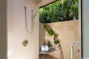 4498 Pahoa Ave, Honolulu, HI 96816 - Photo 12