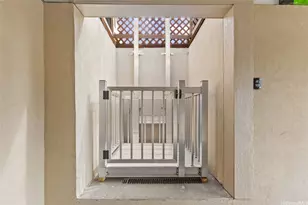 1358 Makaikoa St, Honolulu, HI 96821 - Photo 24