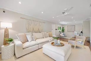 1002 Lunaai St, Kailua, HI 96734 - Photo 2