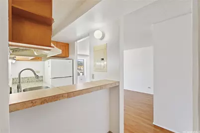 2525 Date Street #2704, Honolulu, HI 96826 - Photo 6