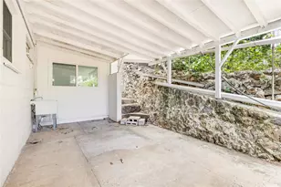 2126 Wilder Ave, Honolulu, HI 96822 - Photo 2