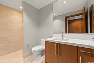1555 Kapiolani Blvd, Honolulu, HI 96814 - Photo 14