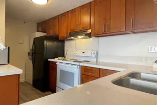 2724 Kahoaloha Ln, Honolulu, HI 96826 - Photo 10