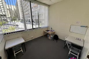 1210 Artesian St, Honolulu, HI 96826 - Photo 18
