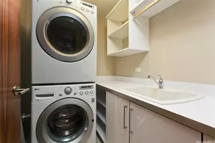 1555 Kapiolani Blvd, Honolulu, HI 96814 - Photo 6