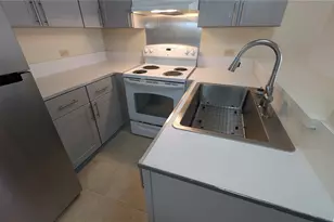 98-1415 Kaahumanu St, Aiea, HI 96701 - Photo 4