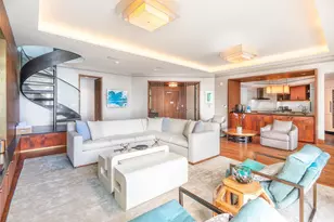 223 Saratoga Rd, Honolulu, HI 96815 - Photo 2
