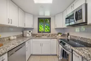 1015 Wilder Ave, Honolulu, HI 96822 - Photo 8