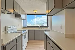 2724 Kahoaloha Ln, Honolulu, HI 96826 - Photo 8