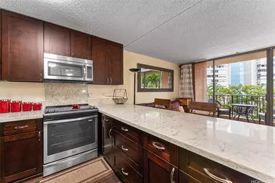 411 Hobron Lane #607, Honolulu, HI 96815 - Photo 4