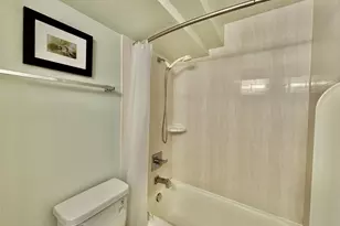 445 Seaside Ave, Honolulu, HI 96815 - Photo 10