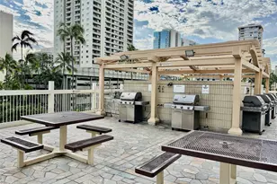 445 Seaside Ave, Honolulu, HI 96815 - Photo 14