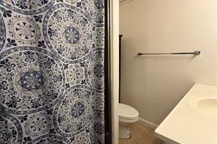 1535 Pensacola Streets, Honolulu, HI 96822 - Photo 12