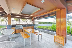 1555 Kapiolani Blvd, Honolulu, HI 96814 - Photo 22