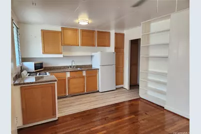 2105 Algaroba Street #7, Honolulu, HI 96826 - Photo 2