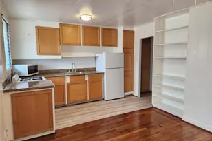 2105 Algaroba St, Honolulu, HI 96826 - Photo 2
