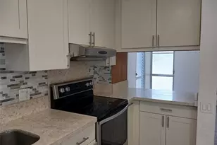 1226 Alexander St, Honolulu, HI 96826 - Photo 4